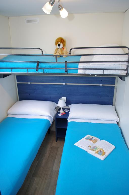 Happy Camp Mobile Homes In Centro Vacanze Bi Village Fažana Camera foto